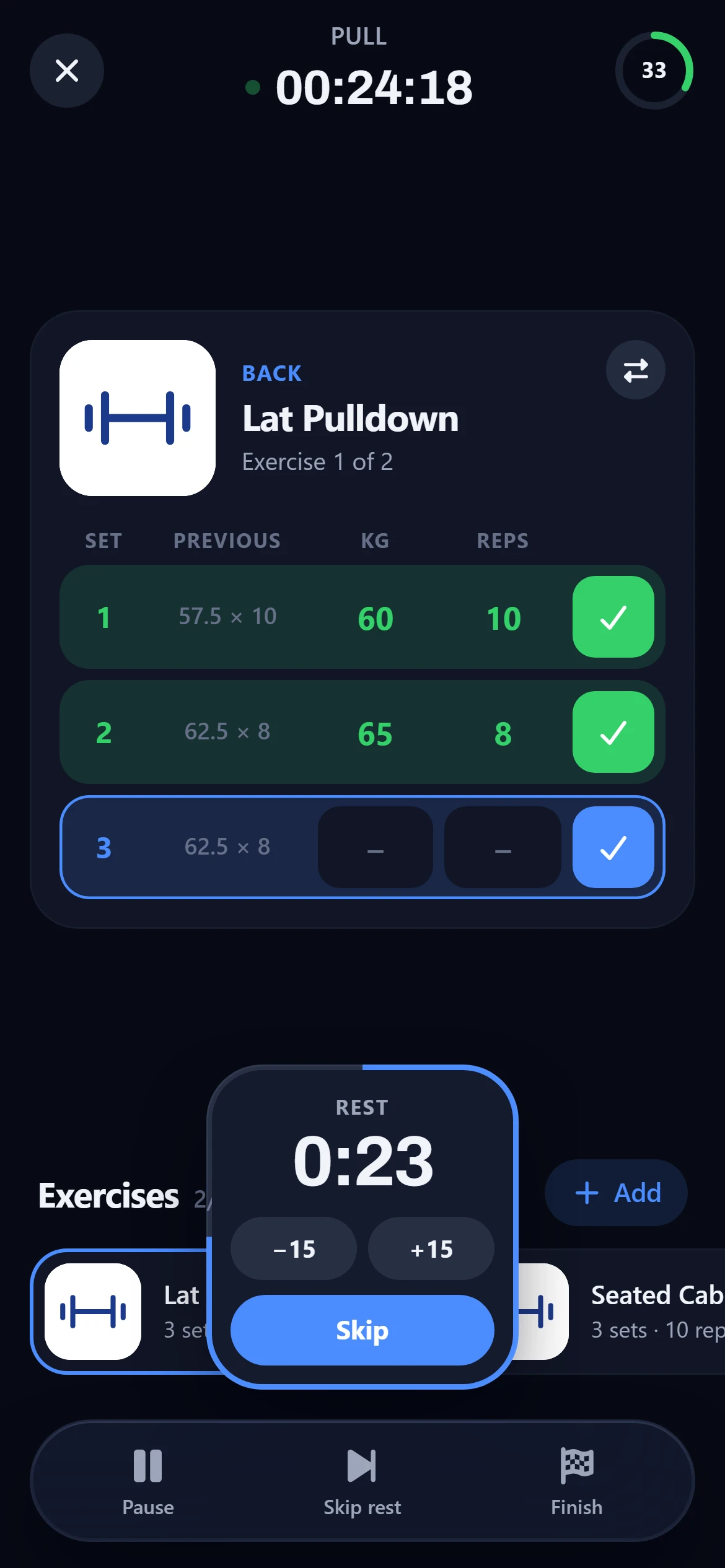 A live session in Fortivus: running clock, sets complete ring, a set table with previous weights, and the floating rest timer.